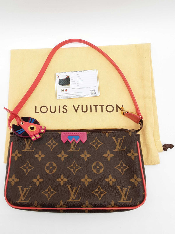 Louis Vuitton Pochette Totem Brown Monogram Shoulder Bag Do0325rrxde