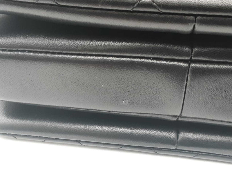 Chanel Quilted Lambskin Leather Small Trendy Handbag Sd0825lrzxsa