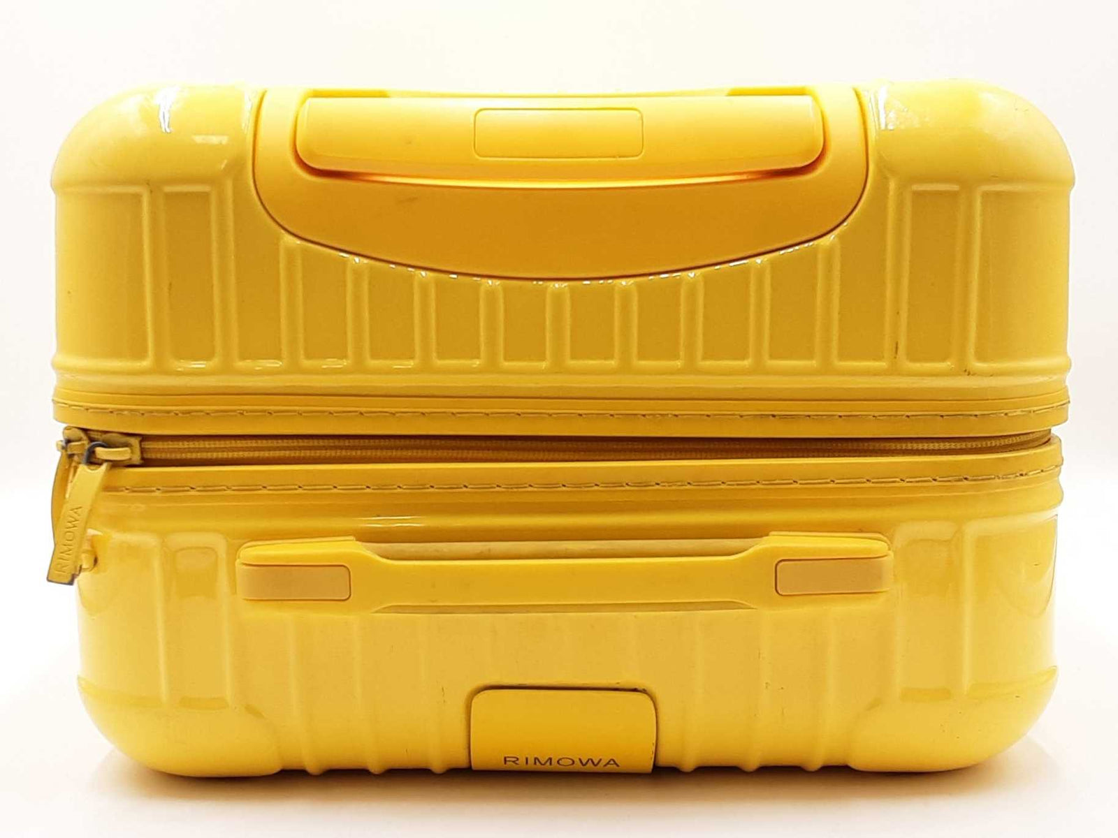Rimowa Essential Lightweight Wheeled Cabin Suitcase In Gloss
