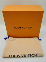 Louis Vuitton Flower Chain Capucines In White Taurillon Leather Fw0325lrzxdu