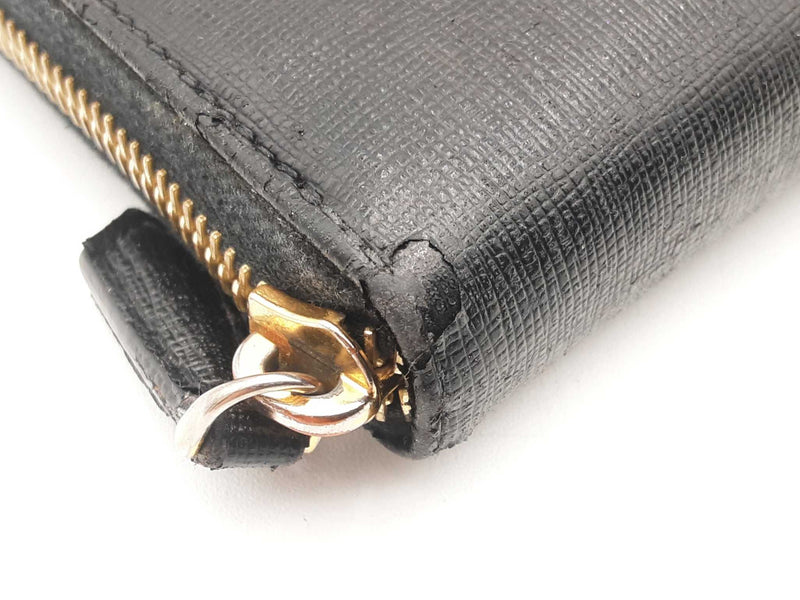 Fendi Zip Around Black Leather Wallet Sd0425rzsa