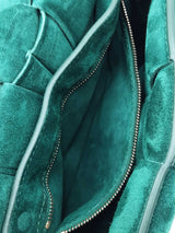 Bottega Veneta Padded Chain Cassette Bag In Emerald Green Suede Fw0926eordu