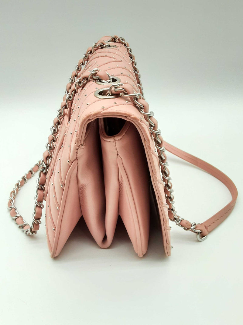 Chanel Flapbag Light Pink Leather Studded Chevron Shoulder Bag Do0924ooxzde