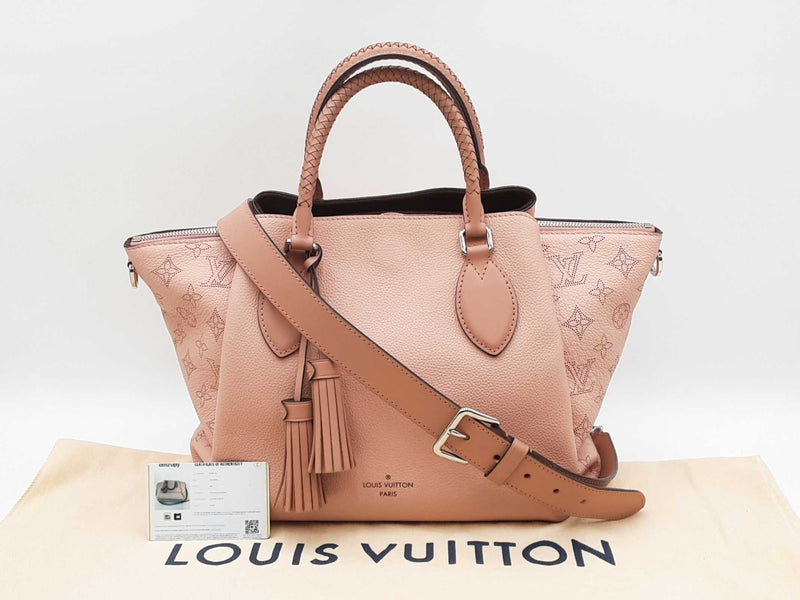 Louis Vuitton Mahina Haumea Leather Handbag In Magnolia Pink Fw0225lorzdu