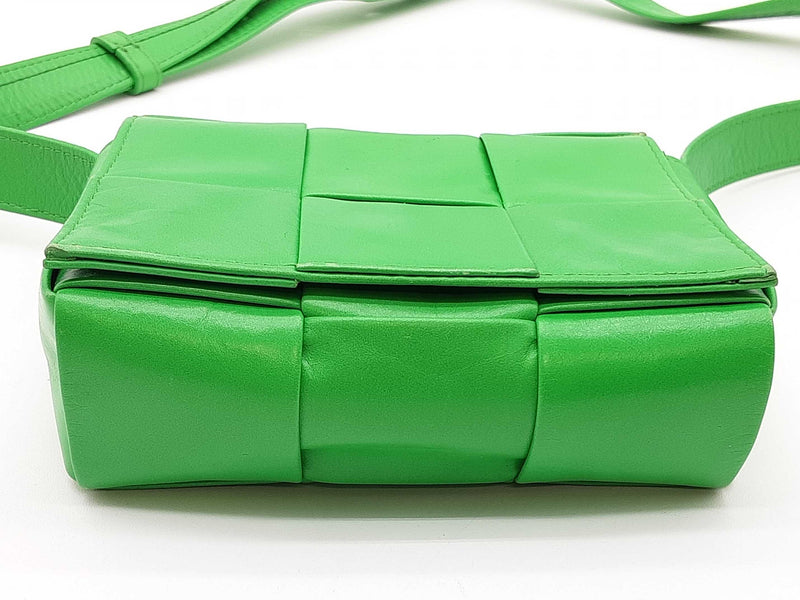 Bottega Veneta Candy Cassette Green Leather Crossbody Bag Do0425pxzde