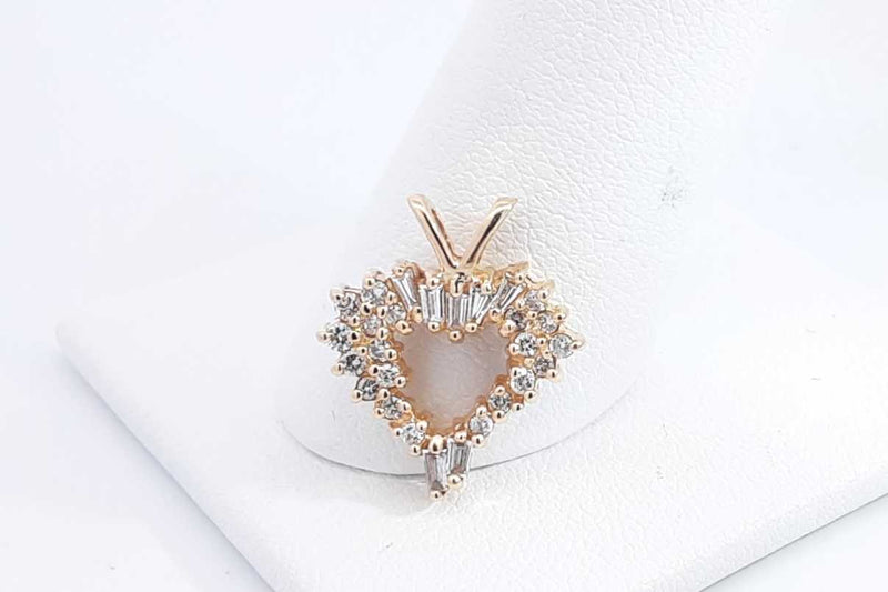 Approx. 0.26ctw Diamond Heart Pendant In 14k Yellow Gold 1.7 Grams Eb1124rxsa