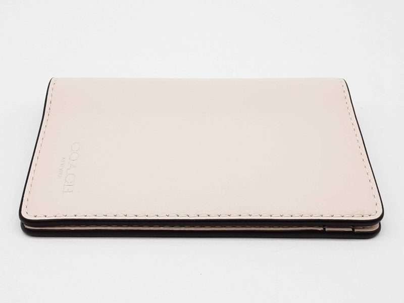 Coach Chalk Beige Leather Id Card Holder Do0925oxde