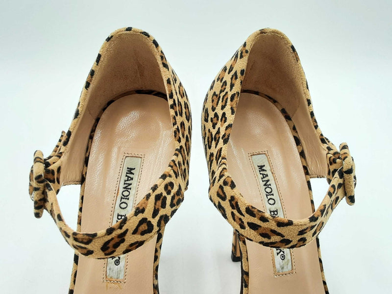 Manolo Blahnik Peep Toe Pumps In Leopard Print Suede Size Eu 35 Us 5 Fw0725rxdu