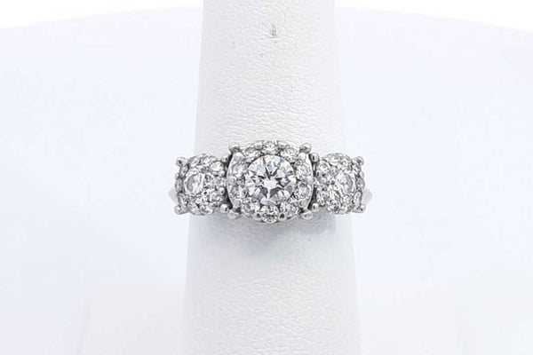 Approx. 1.1ctw Diamond Ring In Platinum 7.5 Grams Size 7 Eb1124iorsa