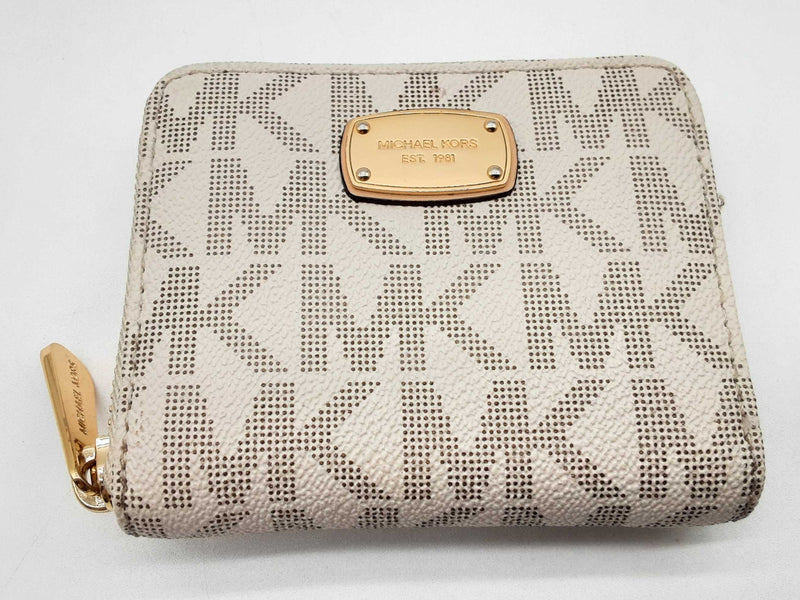 Michael Kors White Signature Coated Canvas Compact Zip Wallet Do1024lrde