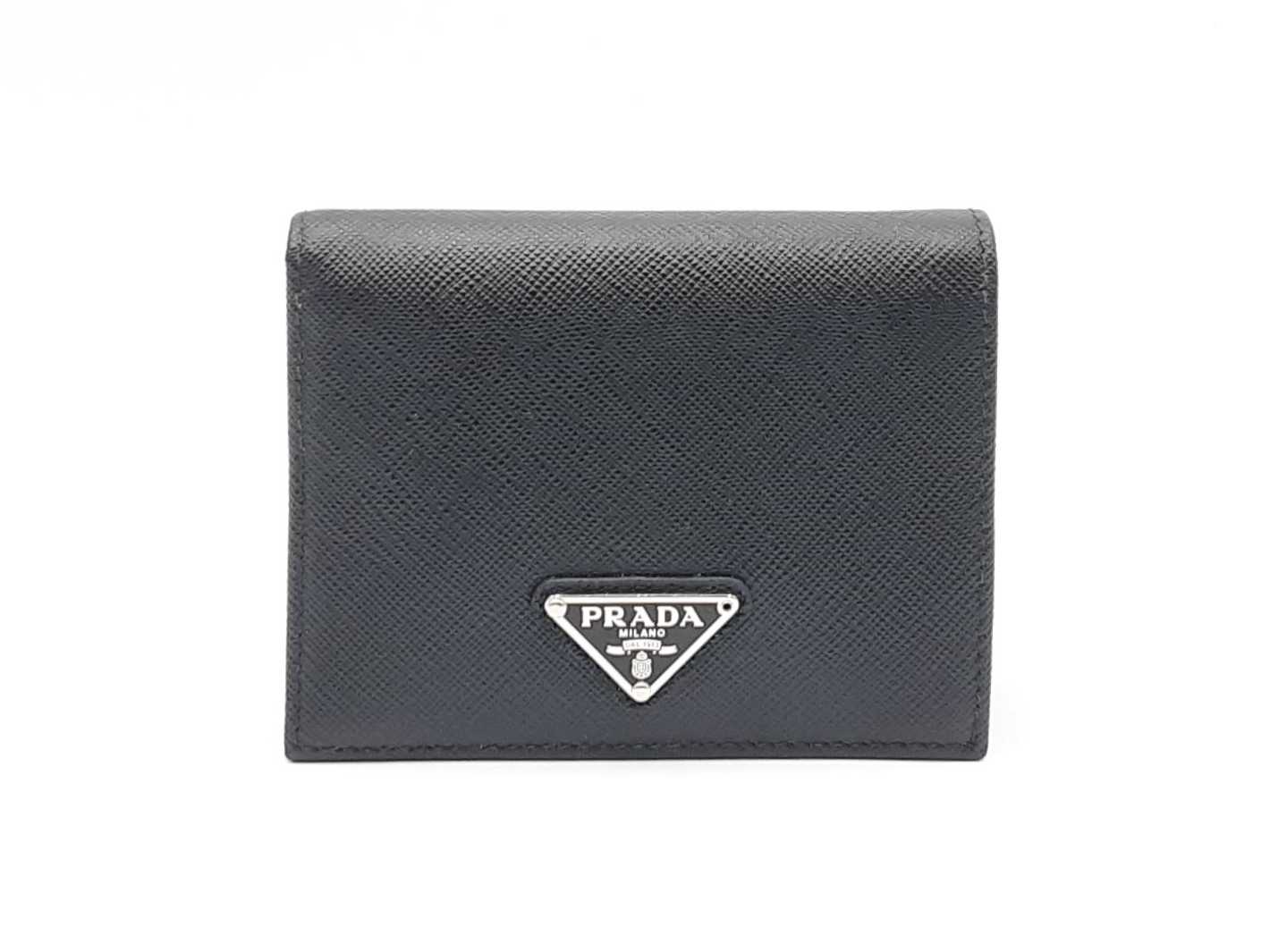 折りたたみ財布 PRADA SAFFIANO LEATHER COMPACT WALLET Prada Black Saffiano Leather Compact Bifold Wallet