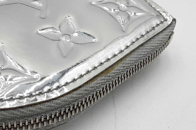 Louis Vuitton Monogram Silver Mirror Metallic Heart Coin Purse Eb0125lrxdu