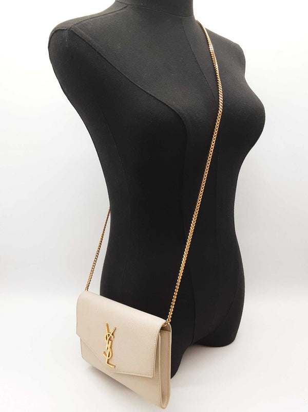 Yves Saint Laurent Ysl Uptown Beige Grain De Poudre Wallet On Chain Do1025wxzde