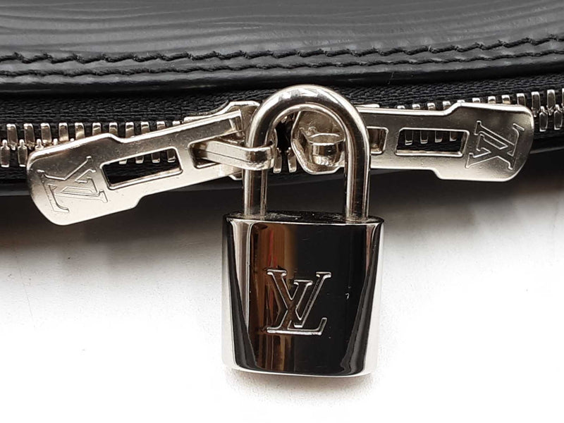 Louis Vuitton Porte Documents Voyage In Black Epi Leather Fw1025woxdu