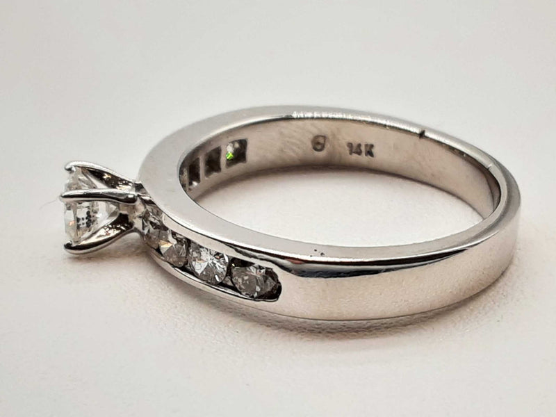 0.80 Ctw Diamonds 14k White Gold 5.2g Ring Size 8 Do0125ixzde