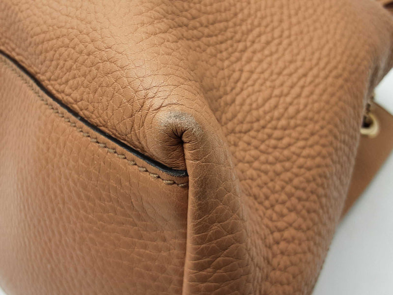 Gucci Soho Chain Shoulder Bag In Tan Pebbled Calfskin Fw0825pzxdu