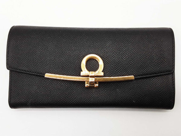 Salvatore Ferragamo Gancini Black Leather Continental Wallet Do0525oorde