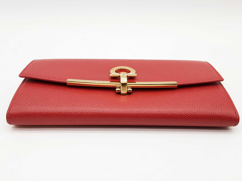 Salvatore Ferragamo Gancini Red Leather Continental Wallet Do0725lxzde