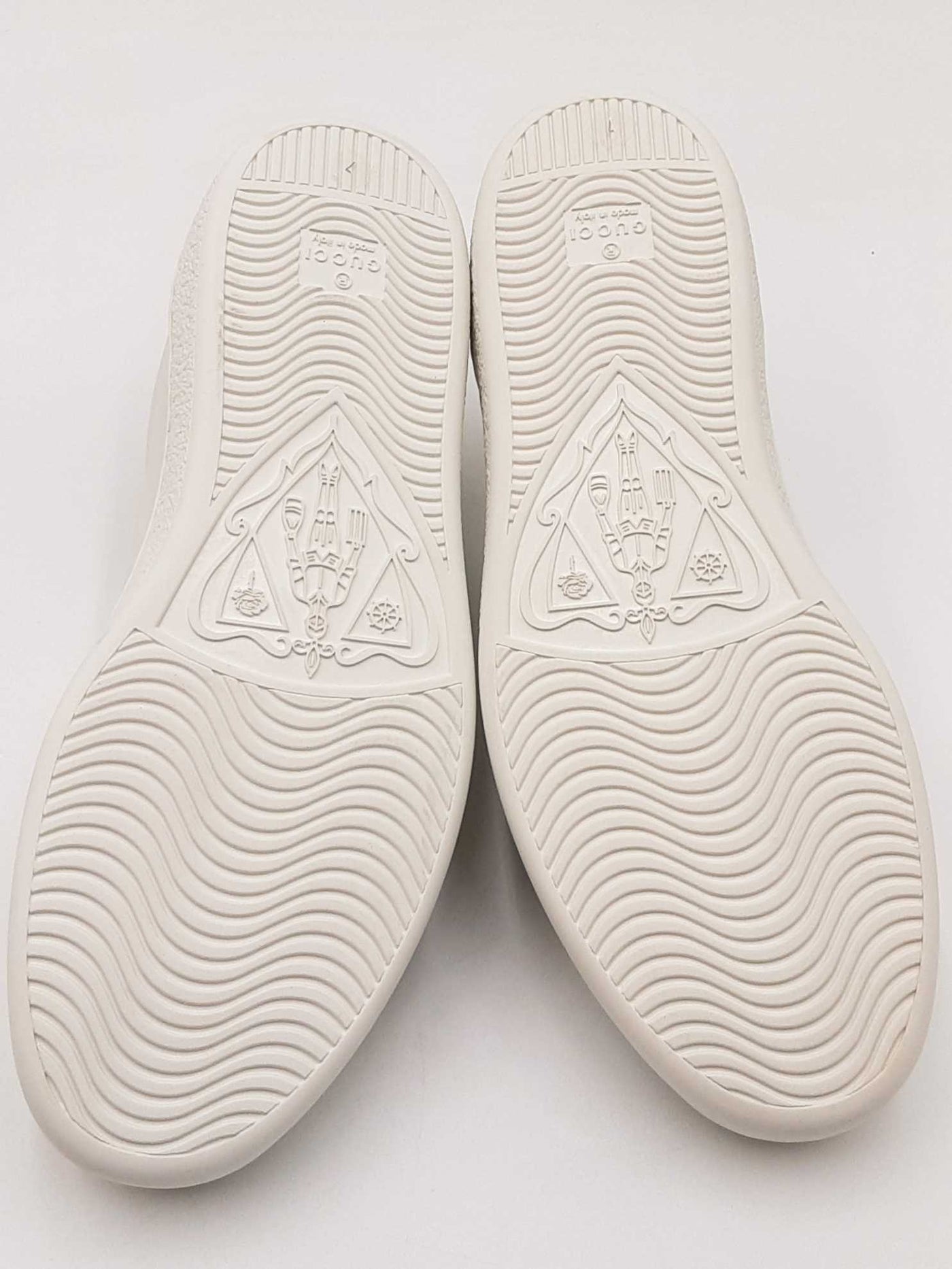 Gucci Aces Perforated Interlocking G Leather Sneakers Size 7