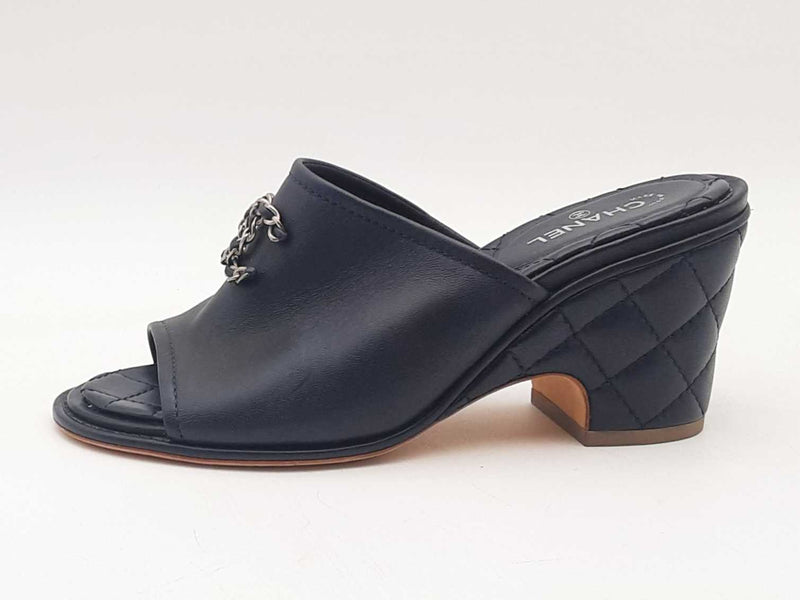 Chanel Cc Lambskin Wedges Blue Size Eu 36.5 Aa1025lpzsa