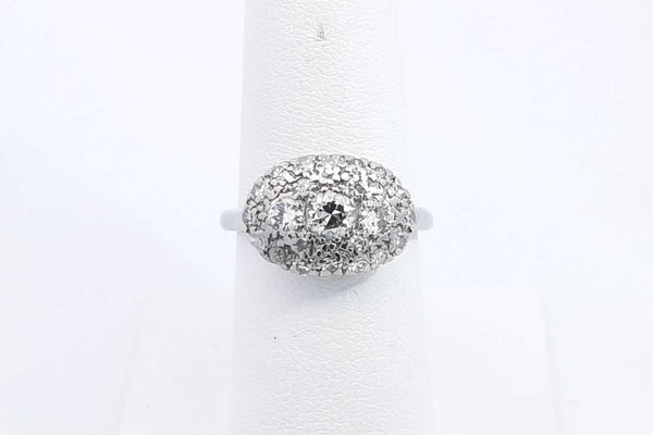 Approx. 0.67ctw Diamond Ring In 18k White Gold 3.9 Grams Size 7.25 Eb1024oixsa