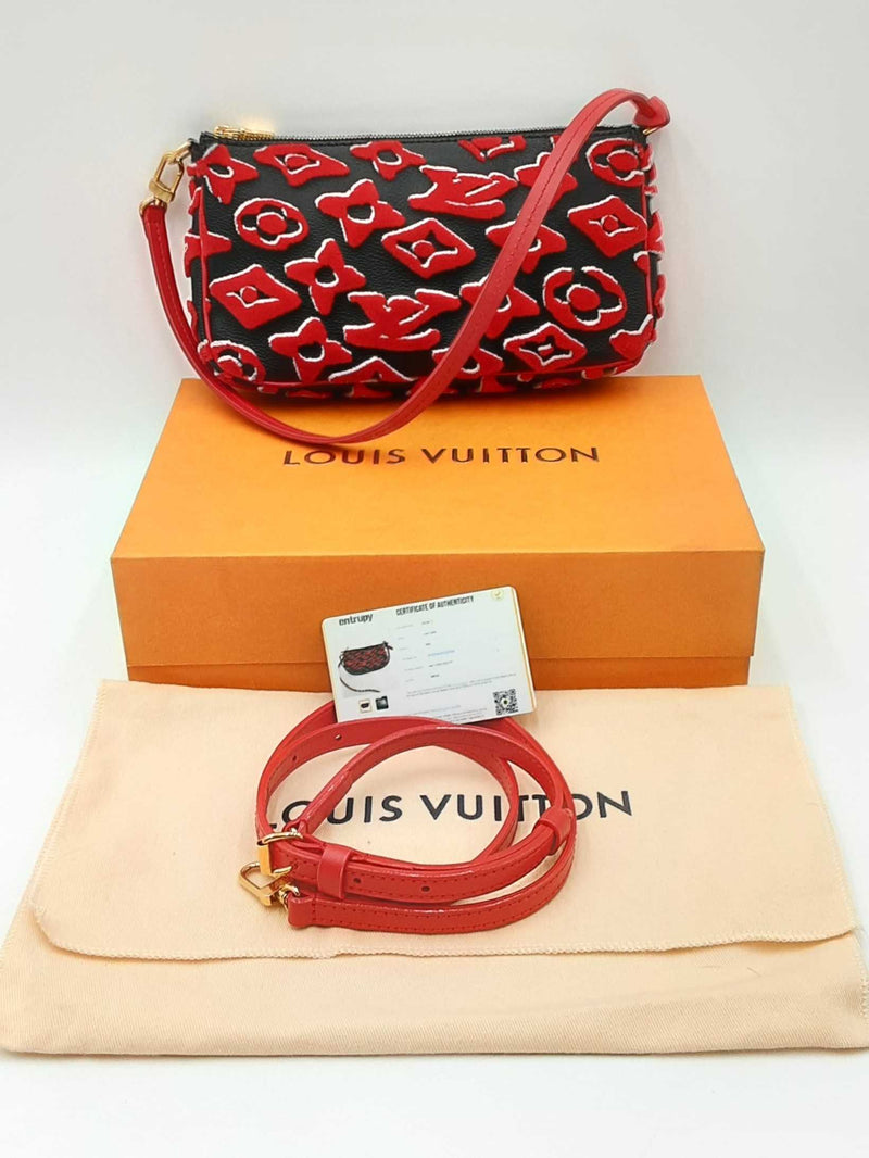 Louis Vuitton X Ursa Fischer Tufted Monogram Pochette Eb0924crxdu