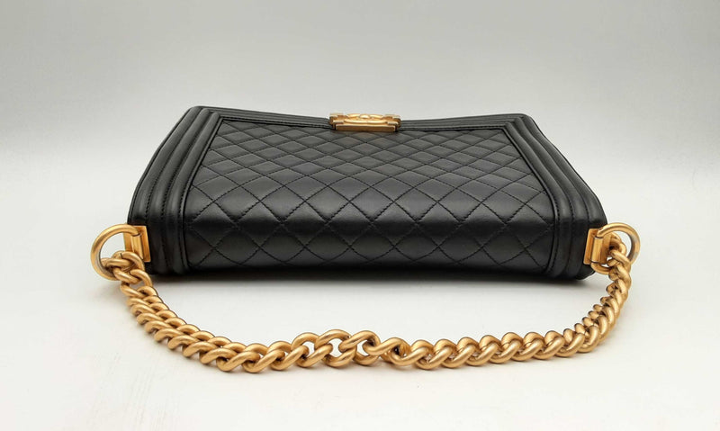 Chanel Quilted Lambskin Boy Bag Hs0124lrxzsa