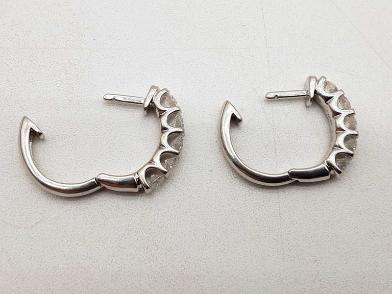 Approx 2.0 Ctw Diamonds 10k White Gold 9.0g Clasp Hoop Earrings Do0125lrxzde