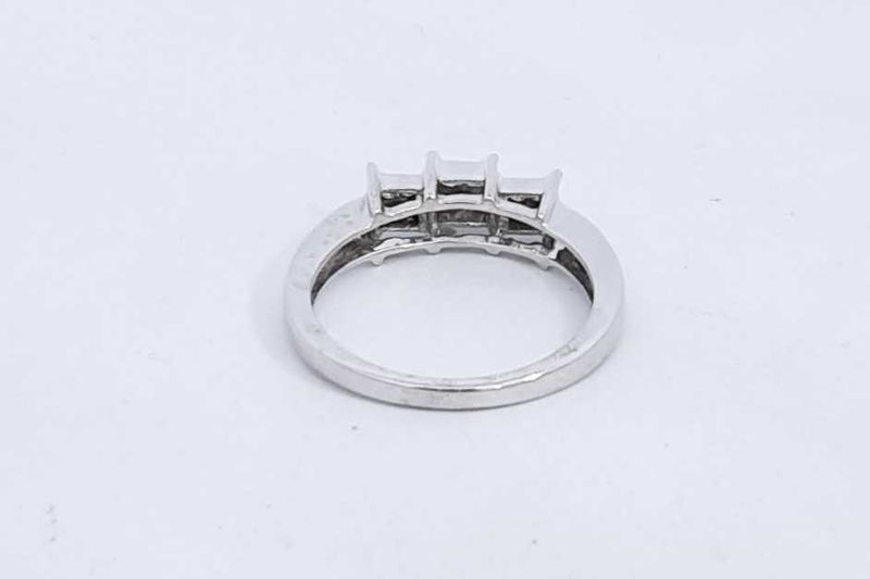 Approx. 0.36ctw Diamond Ring In 14k White Gold 3.3 Grams Size 7 Eb0724lorsa