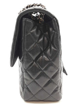 Chanel Classic Jumbo Black Quilted Caviar Leather Shoulder Bag Do0326irxzde