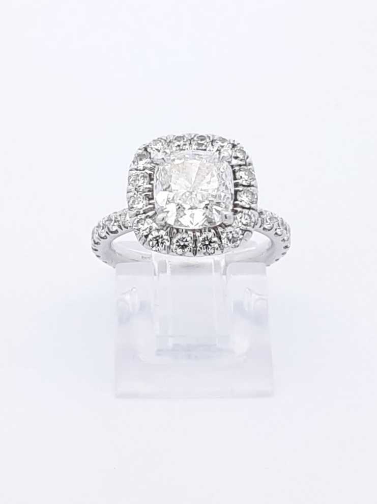 2.46 Cttw Diamond & Platinum Halo Ring With Cert. 6.7 Grams Size 4 Fw0725pxzxdu