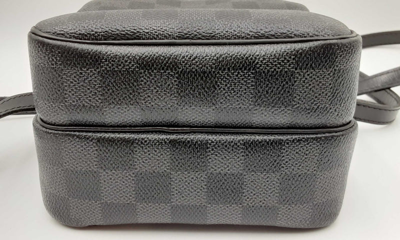 Louis Vuitton Damier Graphite Rem Crossbody Bag Ebczxdu 144010001081