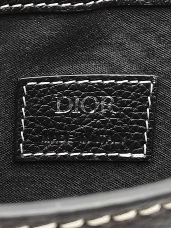 Christian Dior X Kaws Black Grained Calfskin Saddle Bag Fw0525rzxdu