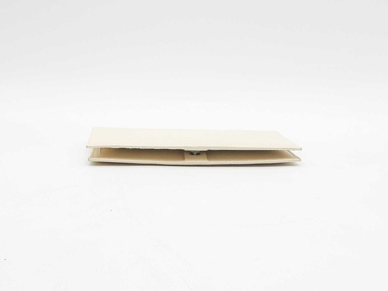 Salvatore Ferragamo Gancini Flap Wallet White Aa0425crsa