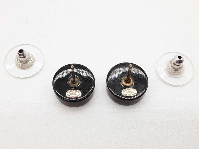 Chanel 17a Cc Gold Glitter Black Resin Round Stud Earrings Do1125lxzde