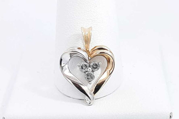 Approx. 0.3ctw Diamond Heart Shaped Pendant In 2 Tone 10k Gold 2.1g Eb0424pxsa