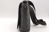 Louis Vuitton Monogram Eclipse District Messenger Bag Eb0926cxzsa