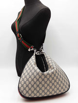 Gucci Attaché Shoulder Bag In Beige & Navy Gg Supreme Coated Canvas Fw0626erzdu