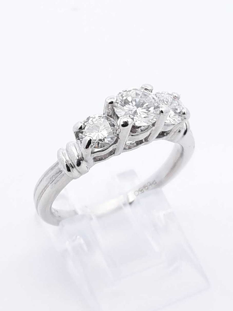 0.80 Cttw Diamond & Platinum Three Stone Ring 6.4 Grams Size 7 Fw0425pzxdu