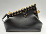 Fendi First Midi Black Leather Crossbody Bag Do1124exzde