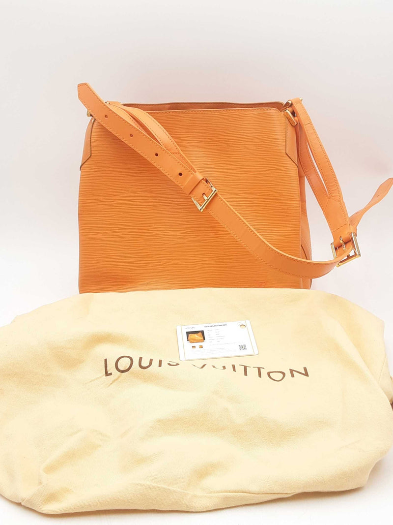 Louis Vuitton Orange Epi Textured Leather Tote Bag Eb1224wxzsa