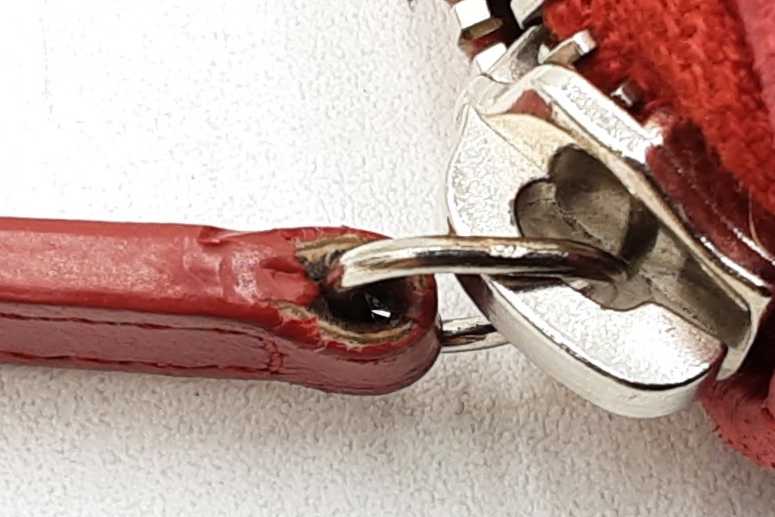 Chanel Quilted Red Lambskin Zip Around Wallet Eb1125orxdu