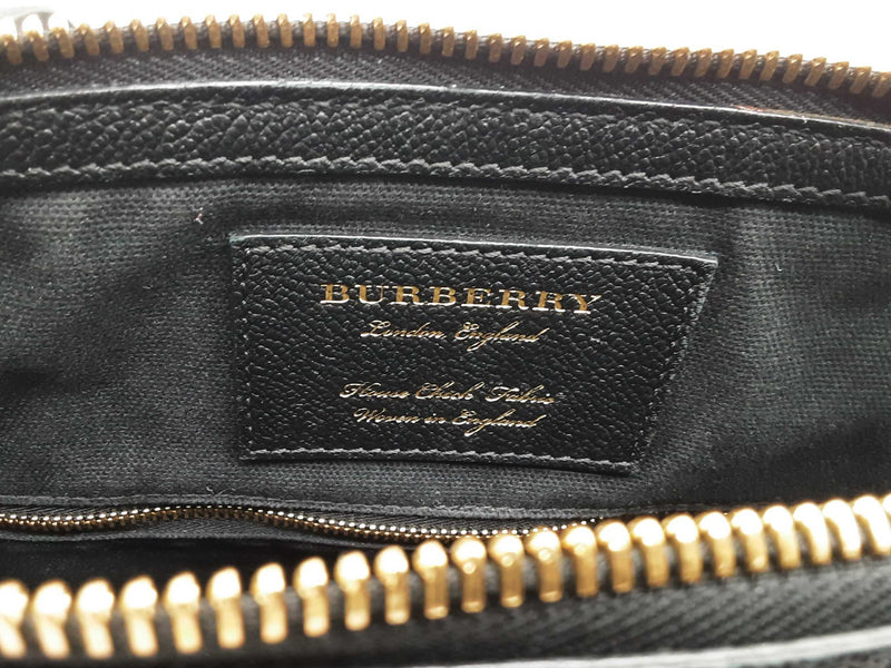 Burberry Black Soft Grain Calfskin Leather Helmsley Small Crossbody Lh1124oxzde