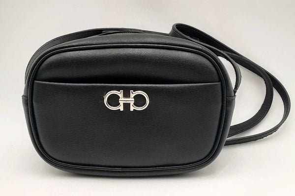 Salvatore Ferragamo Black Leather Gancini Camera Crossbody Bag Eb0325rxsa