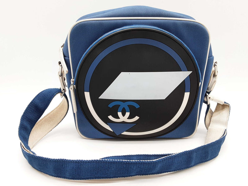 Chanel Airlines Blue White Nylon Messenger Bag Do1224crxde