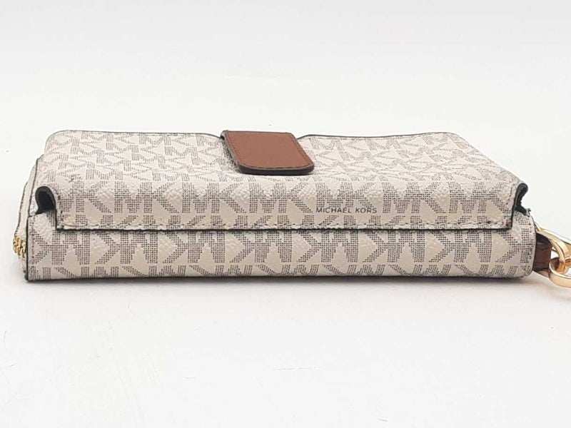 Michael Kors Pm1912 White Wristlet Wallet Aa1025oxsa