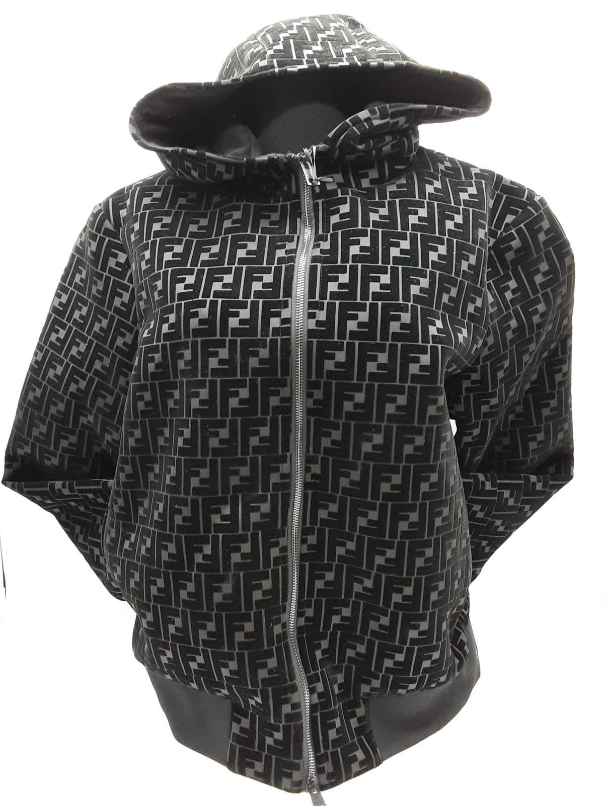 Fendi – Max Pawn