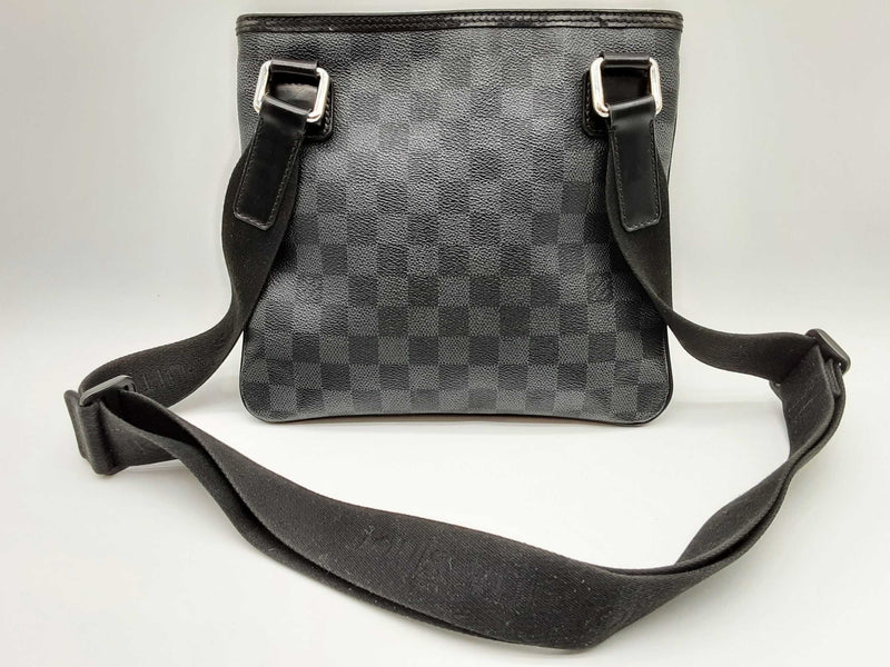 Louis Vuitton Thomas Damier Graphite Black Crossbody Bag Do0125prxde