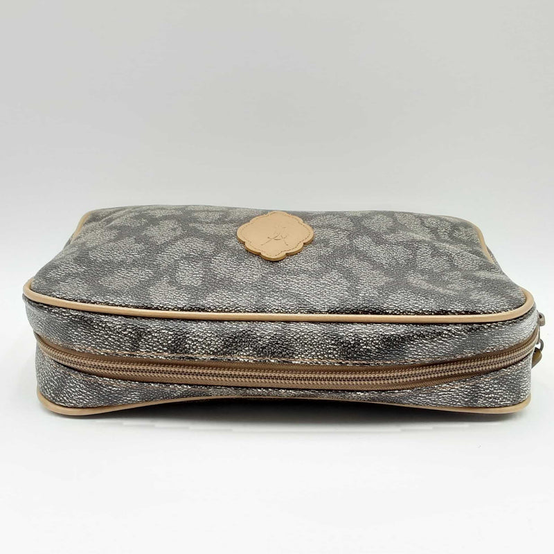 Yves Saint Laurent Coated Canvas Clutch Bag Hs0822lossa