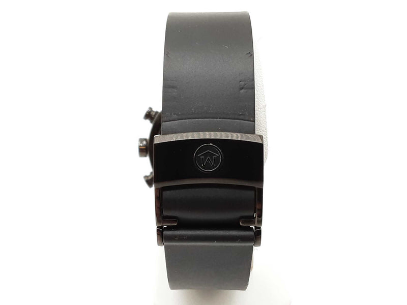 Movado 42 Sapphire Synergy Chronograph Black Dial Steel Quartz Watch Do0725wxzde